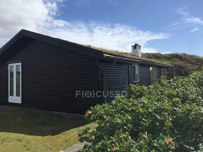 Scenic view of Summerhouse, Fanoe, Denmark — Stock Photo