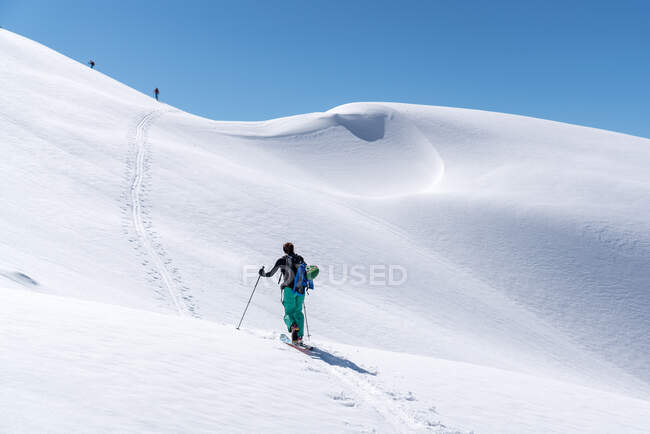 Woman ski touring in the Alps, Sportgastein, Bad Gastein, Salzburg, Austria — Stock Photo