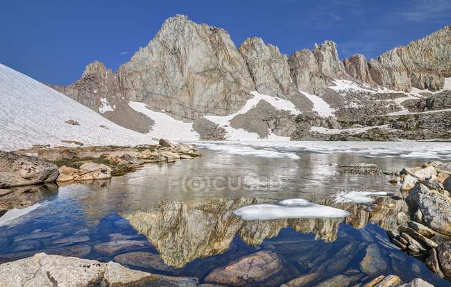 Scenic view of Reflections in Miter Basin, Sequoia National Park, California, America, USA — Stock Photo