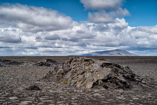 Vista panorámica del paisaje rural, Kalmanstunga, Vesturland, Islandia - foto de stock