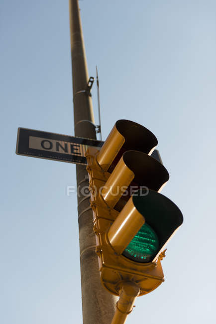 Close-up view of traffic lights, New York, America, USA — Stock Photo