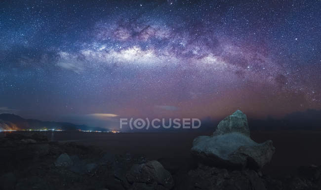 Sternenpfad am Nachthimmel, Gorontalo, Indonesien — Stockfoto