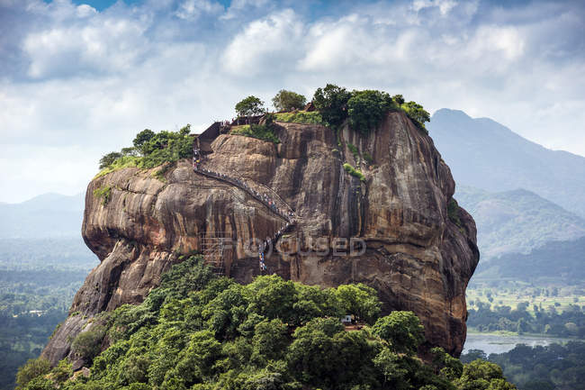 Malerischer Blick auf Löwenfelsen, Dambulla, Matale Bezirk, zentrale Provinz, sri lanka — Stockfoto