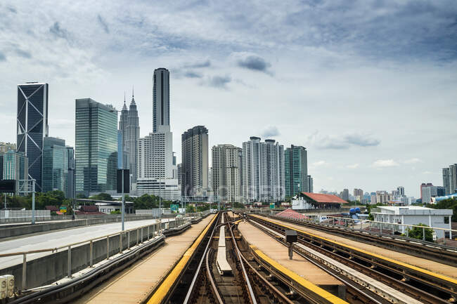 Вид на залізничну станцію, Хонг Конг — стокове фото