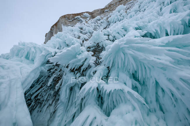Primo piano estremo dei ghiaccioli, Oblast 'di Irkutsk, Siberia, Russia — Foto stock