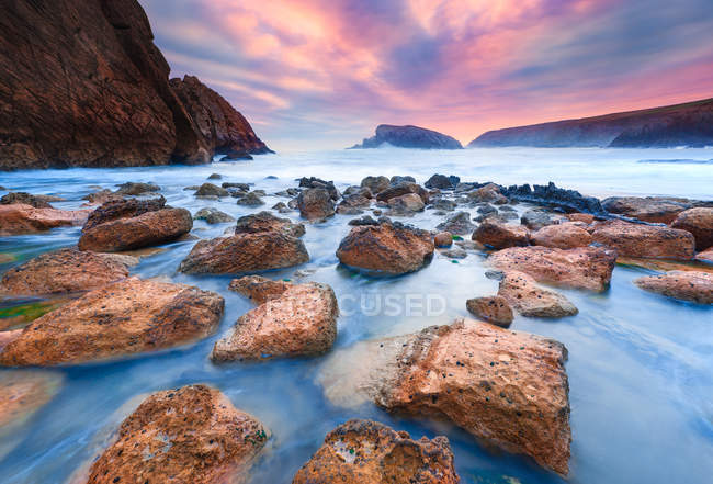 Malerischer Blick auf playa de la arnia, Santander, Kantabrien, Spanien — Stockfoto