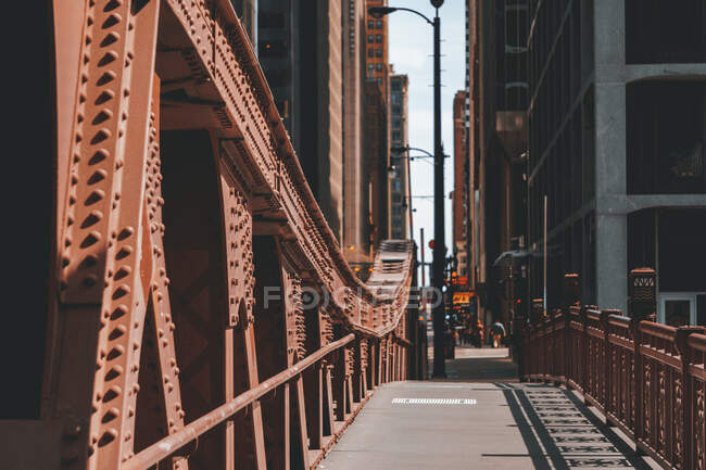 Мост через реку Чикаго, штат Иллинойс, США — стоковое фото