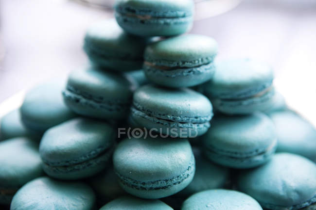 Close-up of a stack of blue macaroons, closeup view — Stock Photo