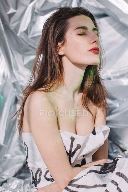 Portrait of a woman with her eyes closed — Stock Photo