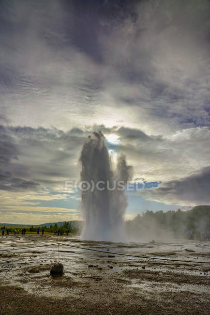 Scenic view of The Great Geysir, Haukadalur Valley, Southwestern Iceland — Stock Photo