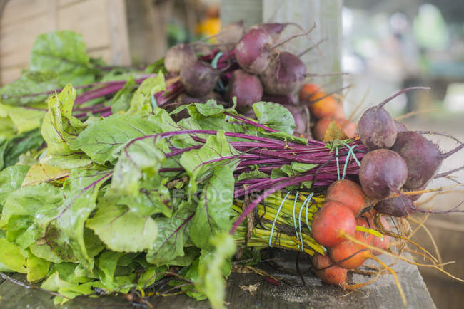 Fresh beetroots for sale in a market, closeup view — Stock Photo