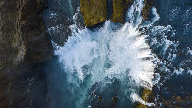Vista aérea de la cascada Godafoss, Bardardalur, Islandia - foto de stock