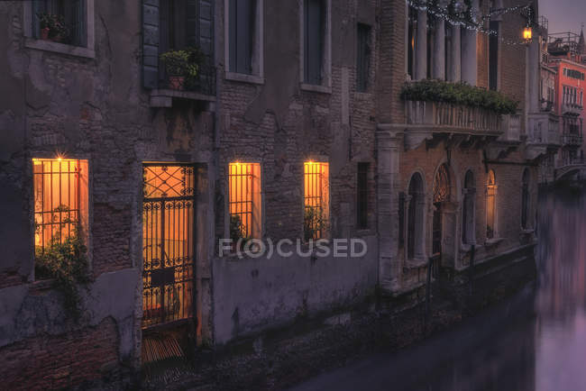 Vista panorâmica dos caminhos venezianos 115, Veneza, Veneto, Itália — Fotografia de Stock