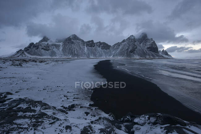 Vestrahorn mountain landscape, Stokksnes Peninsula, Iceland — Stock Photo