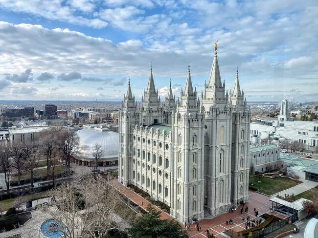 Paisaje urbano de Salt Lake City con templo mormón, Temple Square, Utah, Estados Unidos - foto de stock