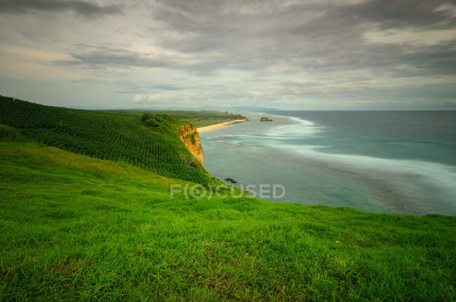 Campos costeiros de milho, Mandalika, Lombok, Indonésia — Fotografia de Stock