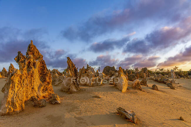 Sunset at The Pinnacles, Nambung National Park, Western Australia, Australia — Stock Photo