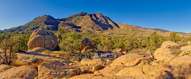 Paisagem rural, Área de recreação da bacia do granito, Floresta Nacional de Prescott, Arizona, EUA — Fotografia de Stock