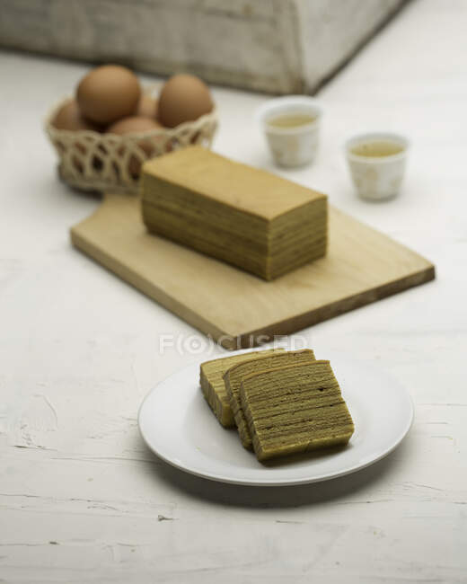 Tranches de Lapis Legit gâteau — Photo de stock