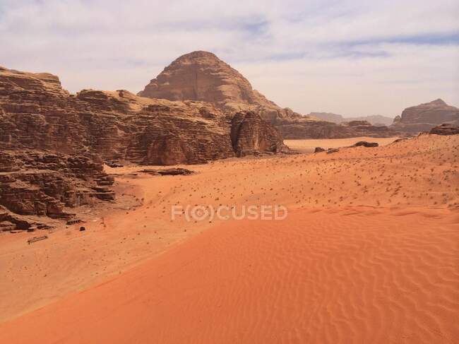 Paisagem do deserto, Wadi Rum, Aqaba, Jordânia — Fotografia de Stock