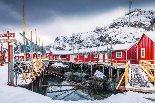 Villagescape, Nusfjord, Flakstadoya, Flakstad, Lofoten, Nordland, Norway — Stock Photo