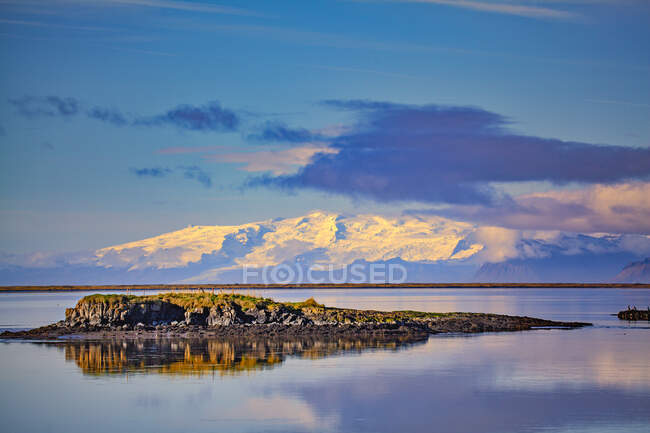 Paisaje de montaña Islandia - foto de stock