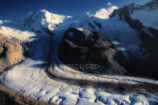 Ледник Горнера (Gornergletscher), вид с хребта Горнер (Gornergrat) в Церматте, Швейцария — стоковое фото