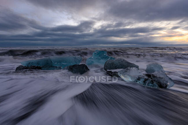 Diamond Beach, Jokulsarlon, Vatnajokull Glacier National Park, Islândia — Fotografia de Stock