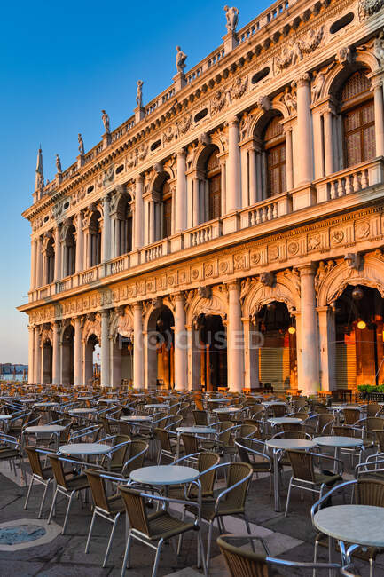Cafe at St Mark's Square, Venice, Veneto, Italy — Stock Photo
