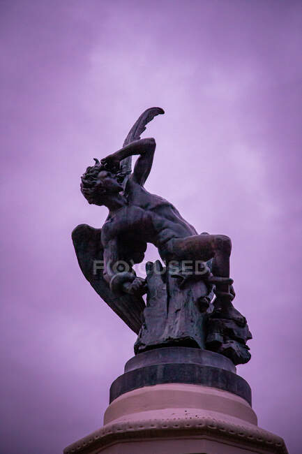 Fontana dell'Angelo Caduto, Parco del Retiro, Madrid, Spagna — Foto stock