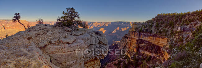 Hammer Rock near Shoshone Point, South Rim, Grand Canyon, Arizona, USA — Stock Photo