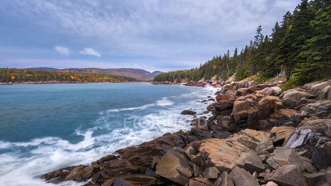 Paisagem costeira, Parque Nacional da Acadia, Ilha do Deserto do Monte, Maine, EUA — Fotografia de Stock