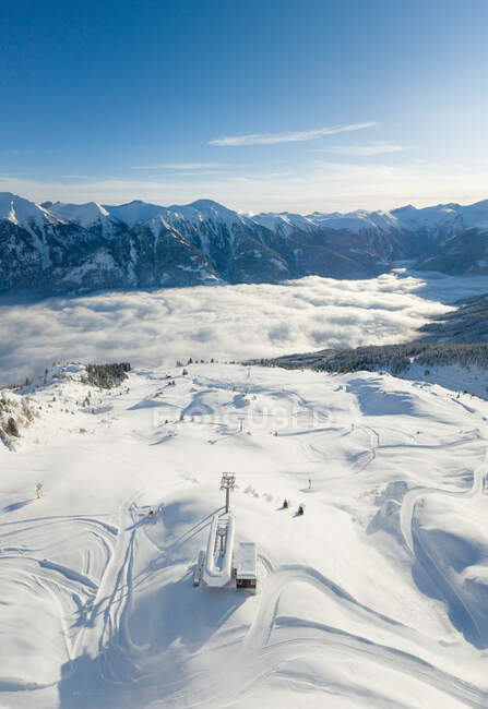 Luftaufnahme eines Skilifts in den Bergen, Gastein, Salzburg, Österreich — Stockfoto