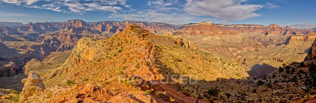 South Kaibab Trail along Cedar Ridge, Grand Canyon, Arizona, Estados Unidos - foto de stock