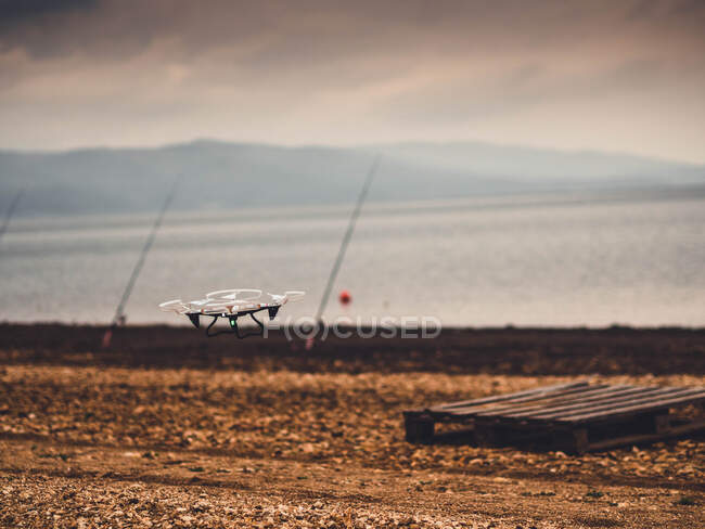 Nahaufnahme einer Drohne vom Iskar-Staudamm, Bulgarien — Stockfoto
