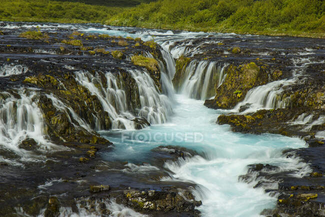 Bella cascata di Bruarfoss, Islanda — Foto stock