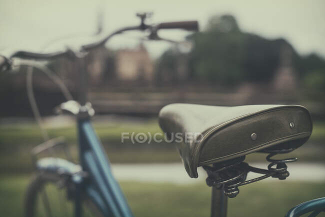 Primo piano di una bicicletta — Foto stock