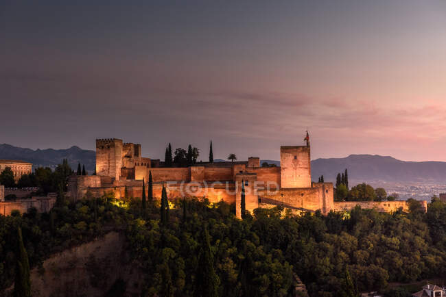 Alhambra Palace at dusk, Granada, Andalusia, Spain — Stock Photo