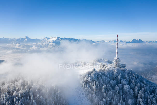 Torre di comunicazione in montagna, Monte Gaisberg, Gaisberg, Salisburgo, Austria — Foto stock