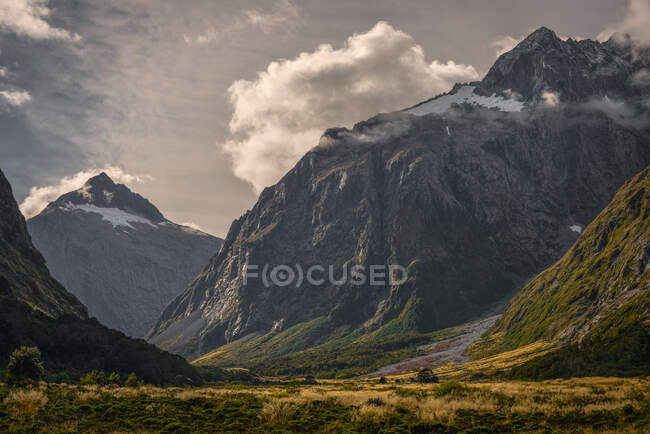 Mount Talbot, Fiordland National Park, Milford Sound, South Island, Nova Zelândia — Fotografia de Stock