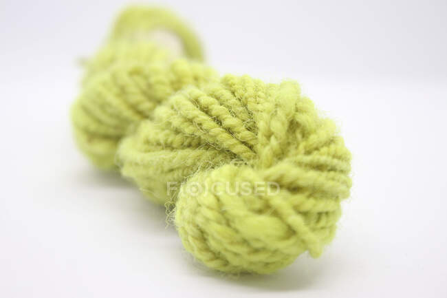 Primo piano di una palla di lana — Foto stock