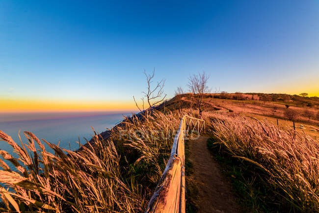 Paisaje costero, Gabicce Monte, Marche, Italia - foto de stock