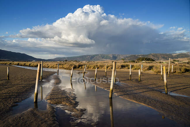 Praia de Los Lances na maré baixa, Parque Natural do Estreito, Tarifa, Cádiz, Andaluzia, Espanha — Fotografia de Stock