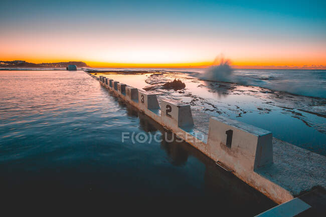 Startblöcke in Merewether Ocean Bath, Merewether, New South Wales, Australien — Stockfoto