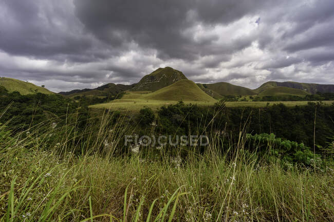 Сельский пейзаж, Танггеду, Восточная Сумба, Восточная Нуса Тенгара, Индонезия — стоковое фото