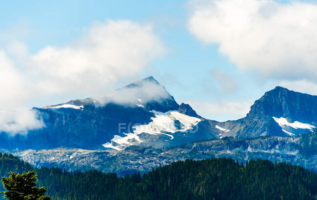 Paysage des montagnes côtières, île de Vancouver, Colombie-Britannique, Canada — Photo de stock