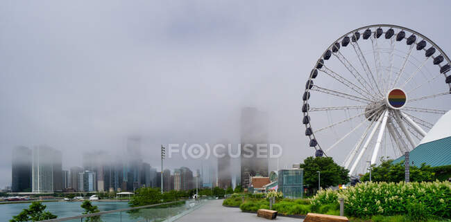 Centennial wheel at Navy Pier, Chicago, Illinois, United States — Stock Photo