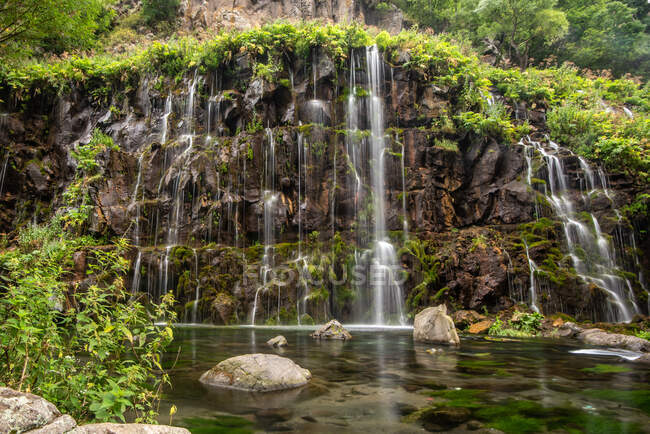 Wasserfall, Dashbashi Canyon, Tsalka, Georgien — Stockfoto