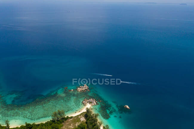 Keke Bay, Pulau Perhentian Besar island, Tenrengganu, Малайзия — стоковое фото