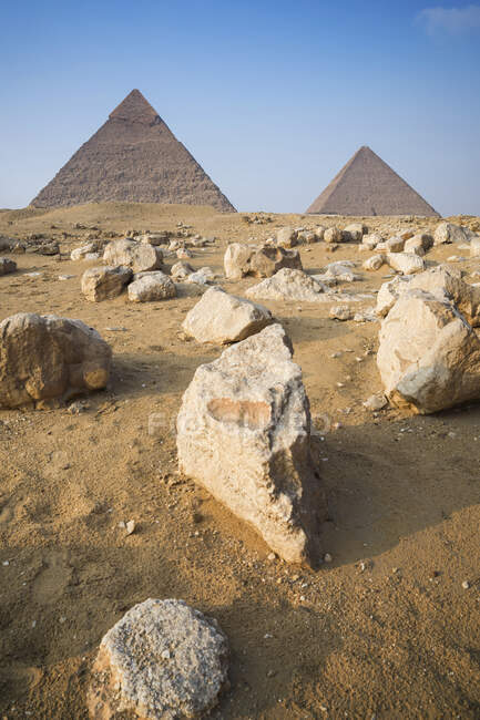 Kalksteinfelsen am Pyramidenkomplex von Gizeh in der Nähe von Kairo, Ägypten — Stockfoto